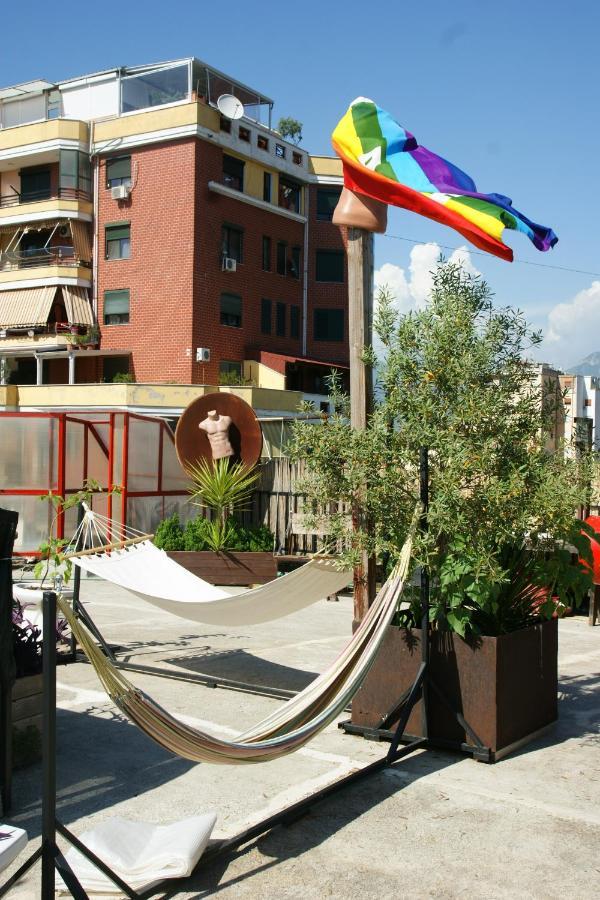 Hostel Albania Tirana Buitenkant foto